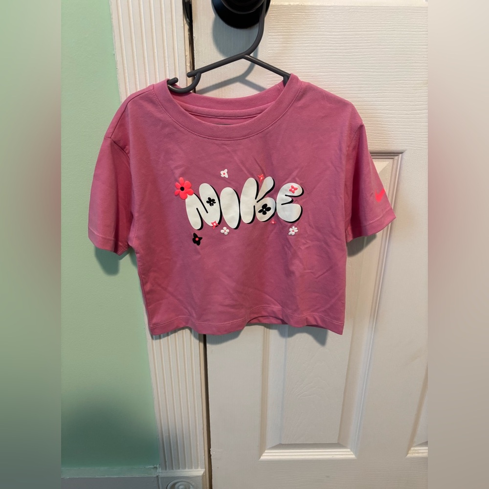 NWT Toddler Girls Nike Cropped Shirt